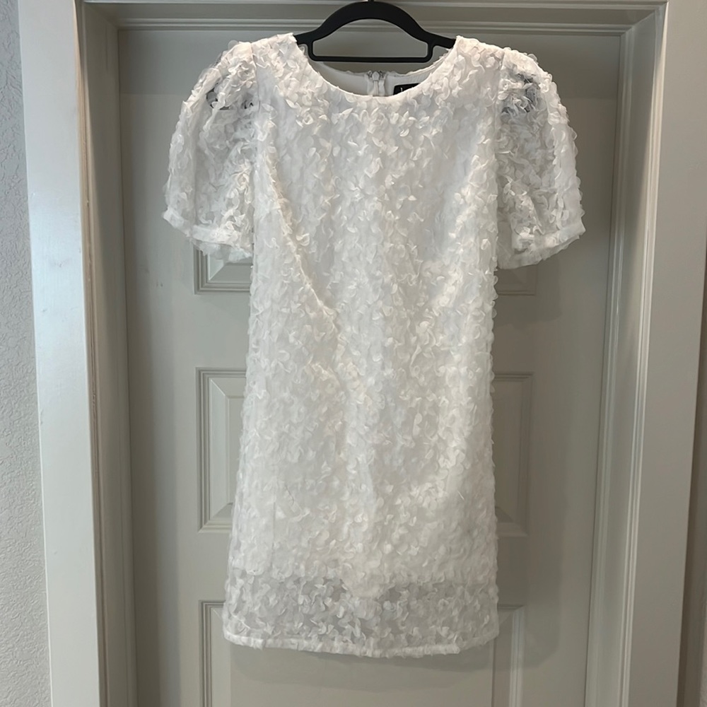 Lulus mini puff-sleeve petal dress, White, Size S